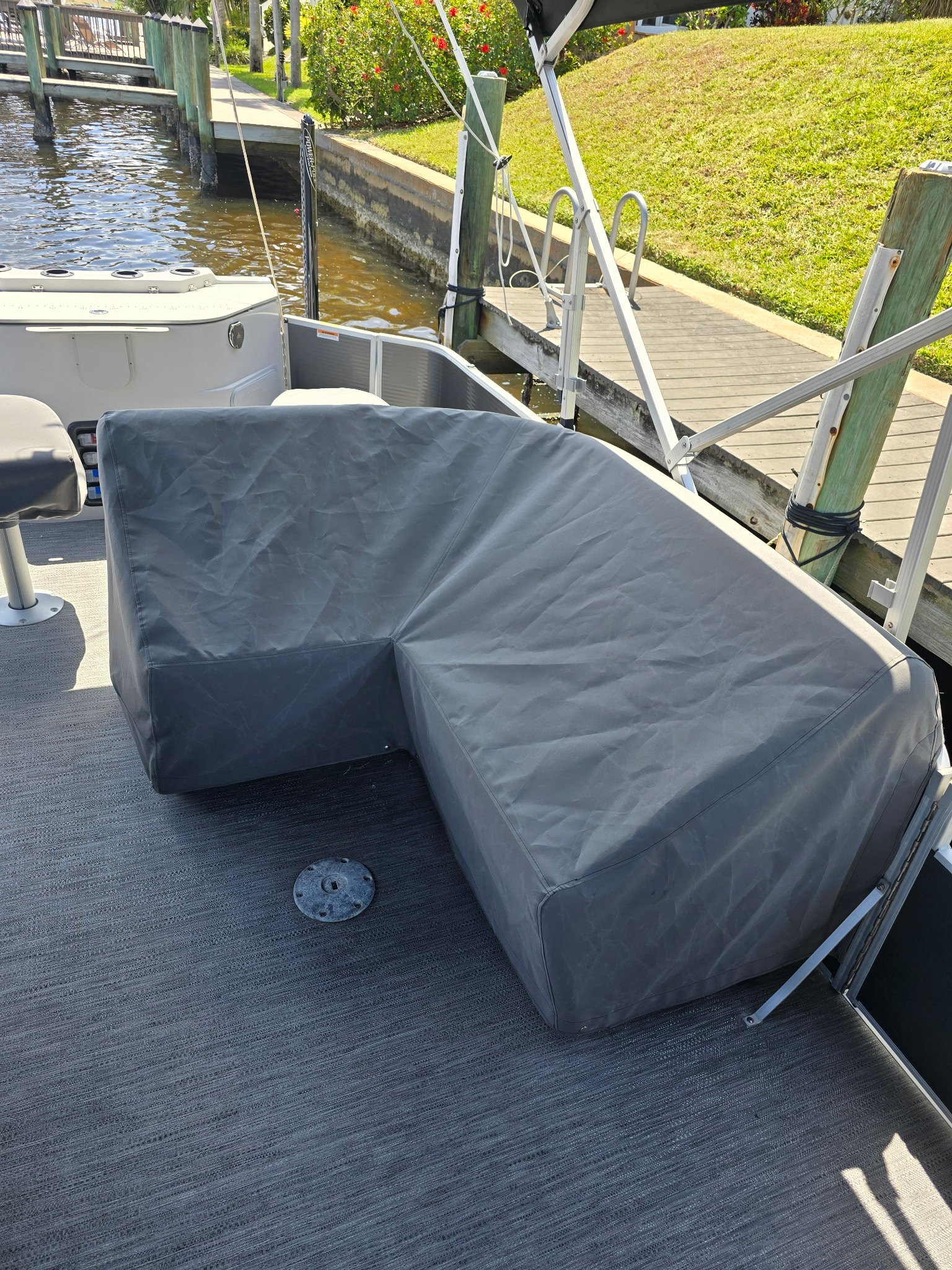 pontooncover4